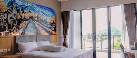 Deluxe-Doppelzimmer, 1 King-Bett, Balkon, Bergblick