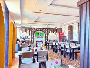 Dining - ROYAL GRAND Grand Rd (Puri)
