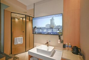 Studio Klasik, pemandangan kota | Kamar mandi