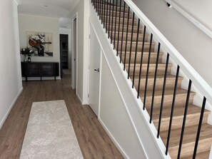 Interior - Grand Luxury House with 4 bedrooms in Menangle Park (Menangle Park)