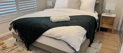 4 Schlafzimmer, Bügeleisen/Bügelbrett, WLAN