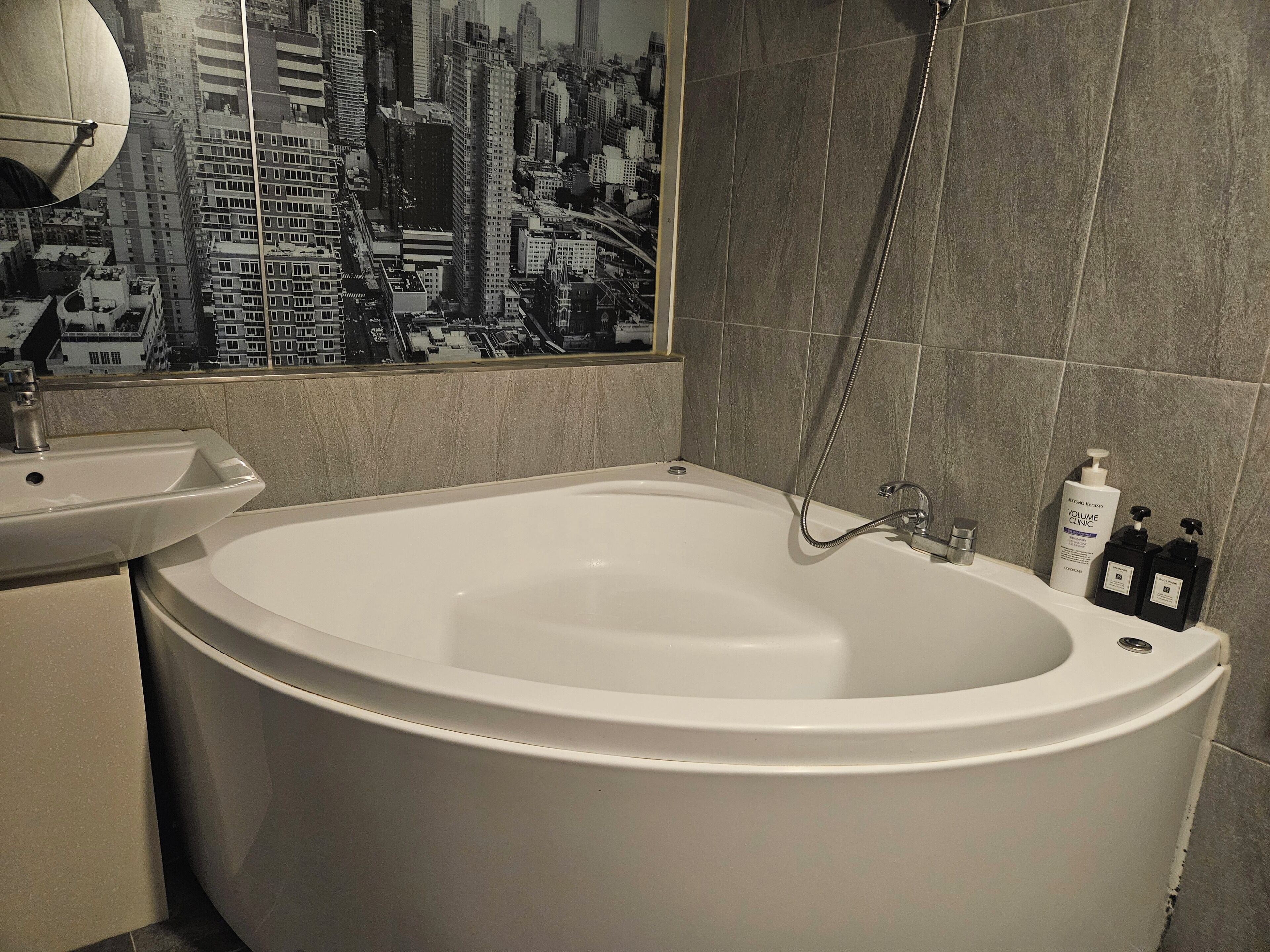 Deluxe Double Ocean View - No Parking | Bathroom