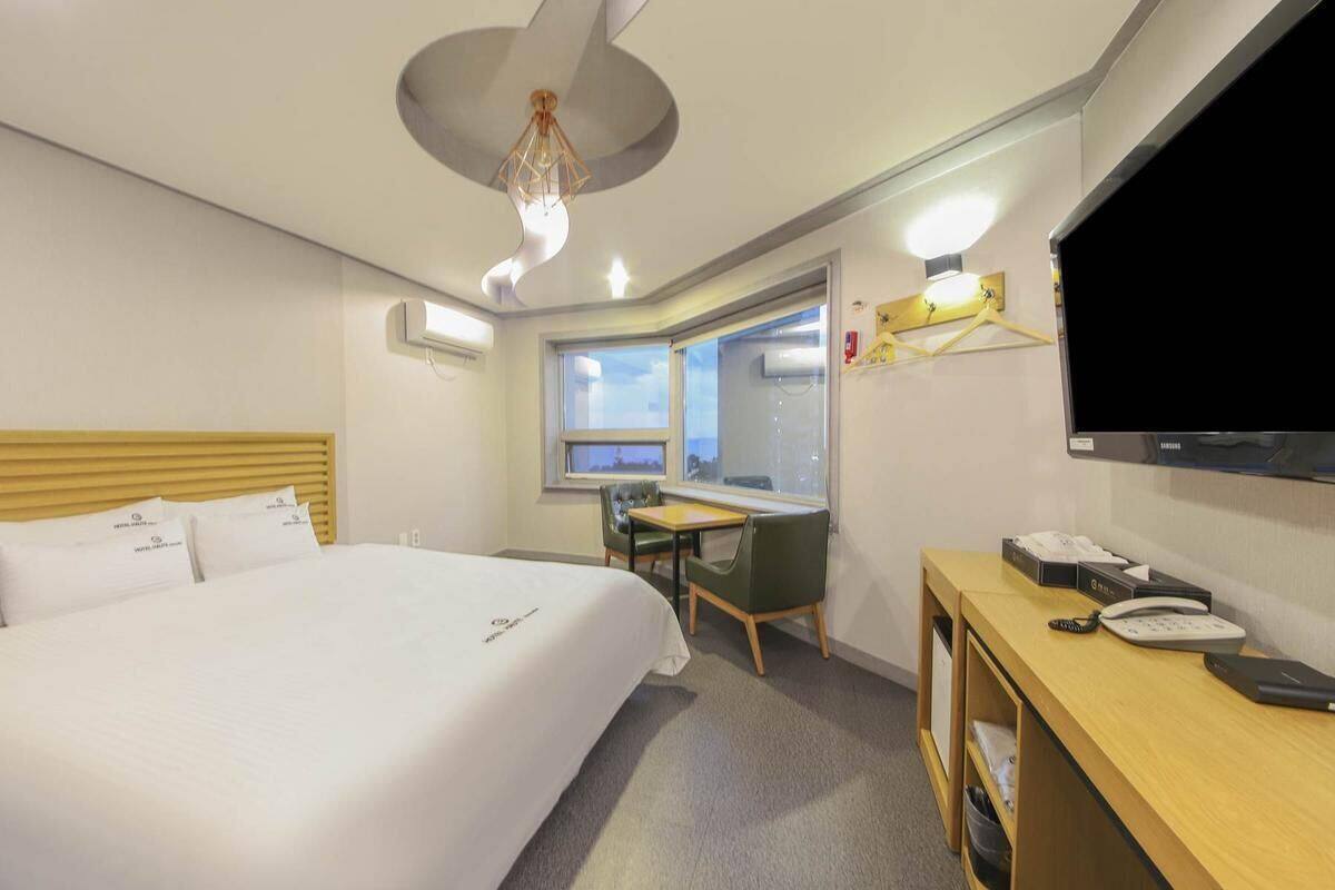 Deluxe Double Ocean View - No Parking | WiFi (free)