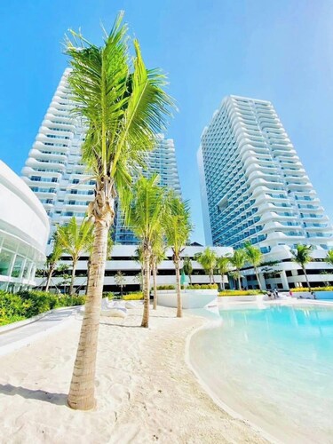 Cozy Studio Condo With Resort Amenities in San Fernando