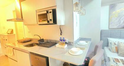 Cozy Studio Condo With Resort Amenities in San Fernando