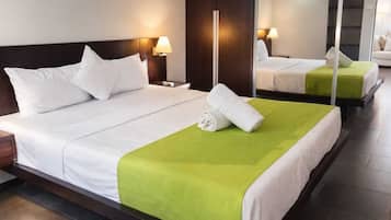 Deluxe Apartment, Multiple Beds, Balcony, Pool View