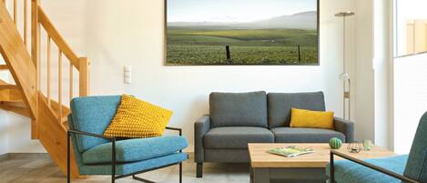 TV, fireplace, DVD player, stereo