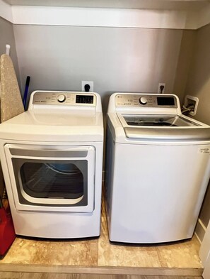 Interior - 7028Tipsy Turtle in Rookery 3 last minute deals (Gulf Shores)