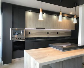 Private kitchen - Charming 2-bedroom house with AC in awesome Jesus Maria (Jesus Maria)