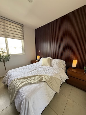 2 bedrooms, iron/ironing board, WiFi, bed sheets
