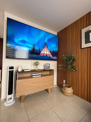 Interior - Charming 2-bedroom house with AC in awesome Jesus Maria (Jesus Maria)