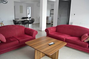 TV, fireplace - Rodia | Ground Floor 2-BR Garden Apt | (Paphos)