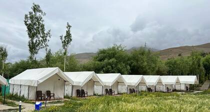 Norfesela Retreat.