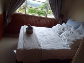 Room - Panaroma home Nineteen (Ehlanzeni District Municipality)
