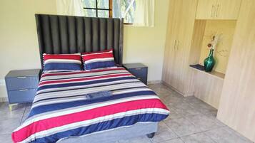 1 bedroom, iron/ironing board, internet, bed sheets