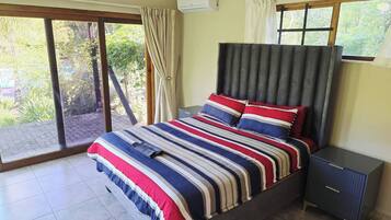 1 bedroom, iron/ironing board, internet, bed sheets