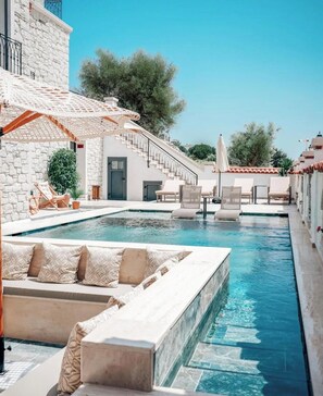 Outdoor pool - Sevilay Hanım Hotel (Cesme)