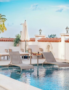 Pool - Sevilay Hanım Hotel (İzmir)