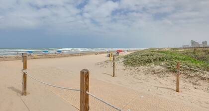 SPI Stay in Entertainment District, Pets Welcome!