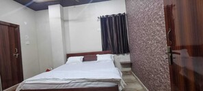 Comfort Single Room, 1 Double Bed - Hotel Maya Palace-- Chhibramau (Chhibramau)