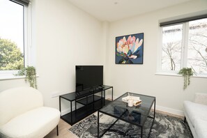Living area - Church House by Guestz (Filton)