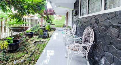 Stylish Double Suite Escape with Free WiFi