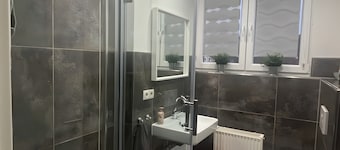 Apartment 'Ferienwohnung Auf Dem Traumpfad' with Shared Terrace, Private Garden and Wi-Fi