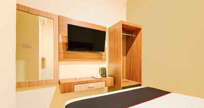 Luxury Deluxe DBL Retreat W/ Free WiFi and Parking