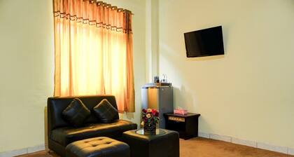 Cozy Double Escape W/ Free WiFi and Parking