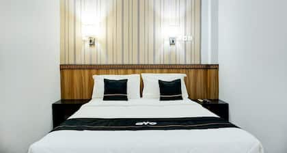 Cozy Double Escape W/ Free WiFi and Parking