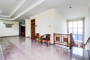 Floor plan - Cozy Double Escape W/ Free WiFi and Parking (Solo)