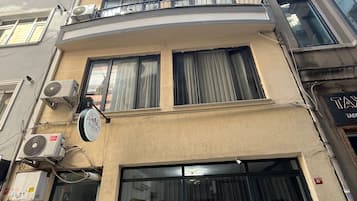 Bagian depan properti