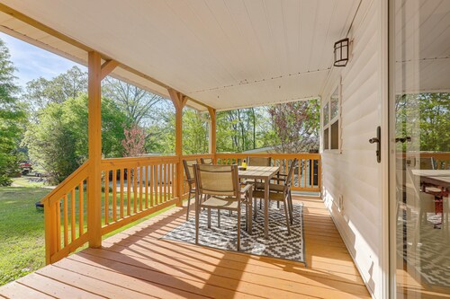 Fun w/ Family! West Blocton Home w/ Games & Grill