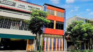 Exterior - Cozy Double Escape W/ Free WiFi and Parking (Surabaya)