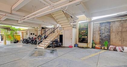 Luxury Deluxe DBL Retreat W/ Free WiFi and Parking