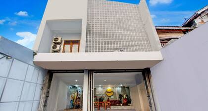 Luxury Deluxe DBL Retreat W/ Free WiFi and Parking