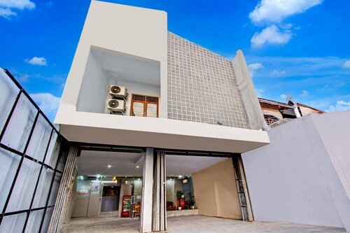 Luxury Deluxe DBL Retreat W/ Free WiFi and Parking