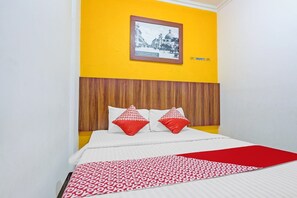 1 bedroom, free WiFi, bed sheets
