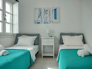 2 slaapkamers, een strijkplank/strijkijzer, gratis wifi, beddengoed