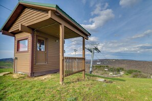 Exterior - Resort Perks & Mtn Views: Seven Springs Condo (Champion)