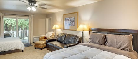 2 bedrooms, desk, iron/ironing board, internet