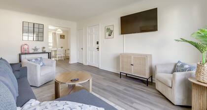 Walk to Parks & Marina! Waterfront Cambridge Condo