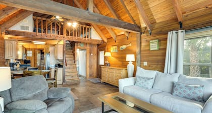 Dock & Views! Waterfront Cabin on Lake Okeechobee