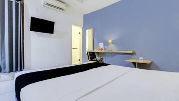 1 bedroom, free WiFi, bed sheets