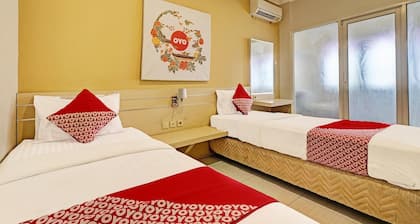 Luxury Twin Stay with Free WiFi and Parking