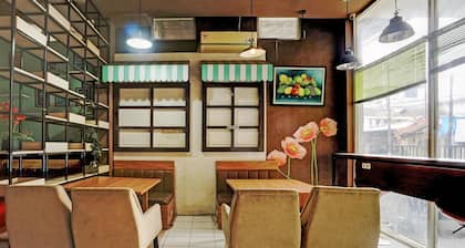 Cozy Twin Escape with Free WiFi and Parking