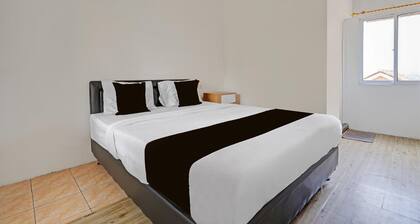 Luxury Deluxe DBL Retreat W/ Free WiFi and Parking