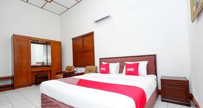 Luxury Deluxe DBL Retreat W/ Free WiFi and Parking