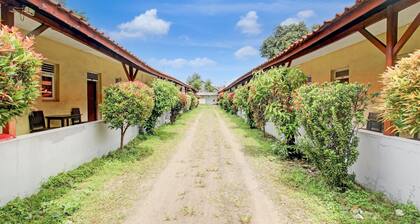 Luxury Deluxe DBL Retreat W/ Free WiFi and Parking