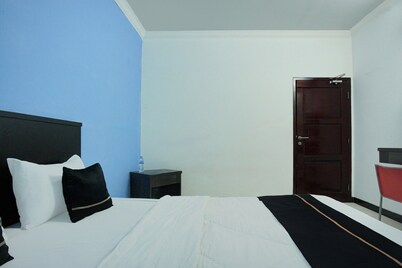 Luxury Deluxe DBL Retreat W/ Free WiFi and Parking